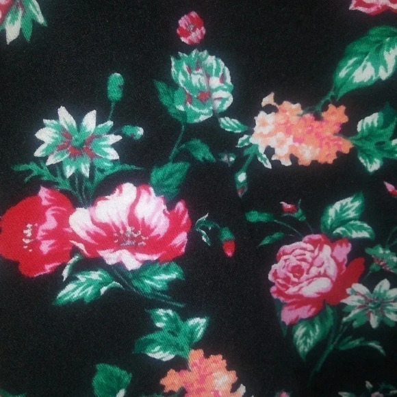 Plus Size Wet Seal Tee-NWOT - Picture 7 of 7